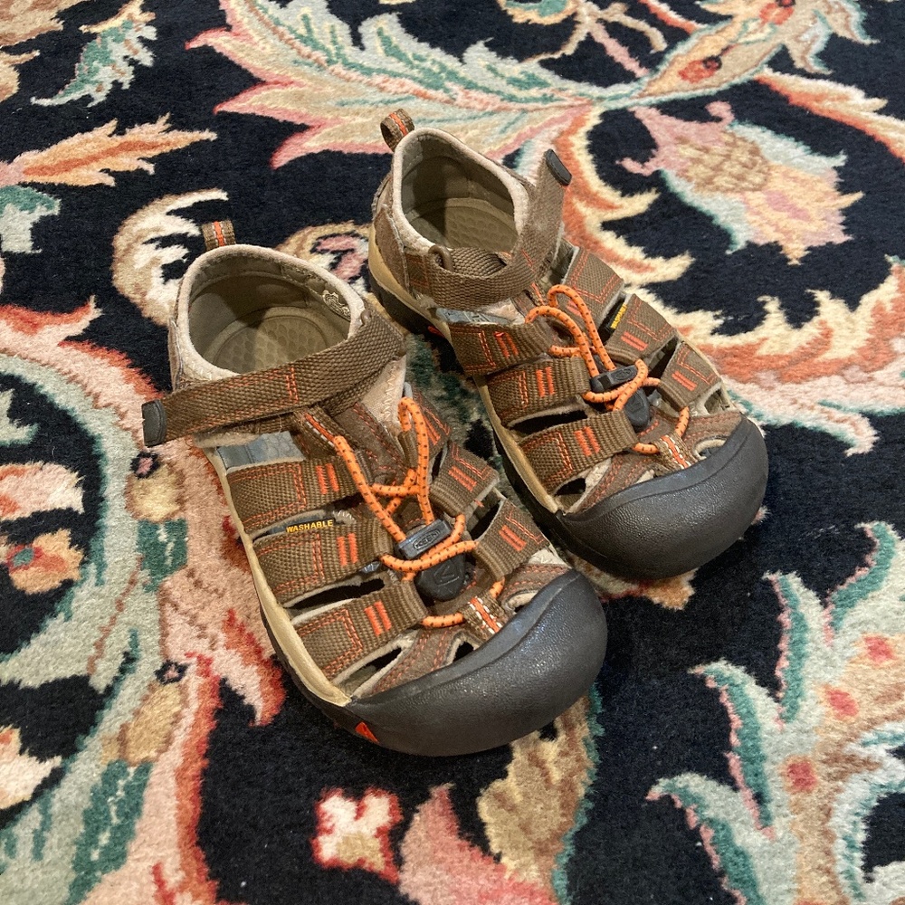 Keen sandals size 13 boys